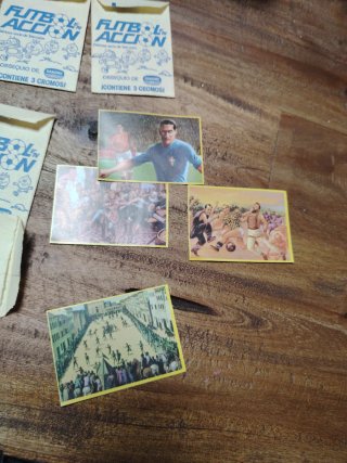 Sobres Cromos Futbol en Acción Danone 1982.