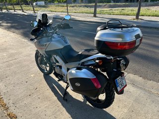Suzuki V-Strom 650 2004 82000km