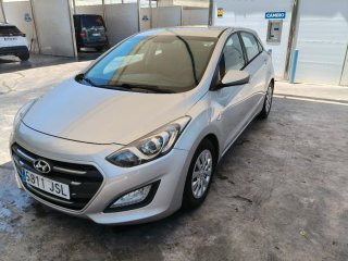 Hyundai i30 2016