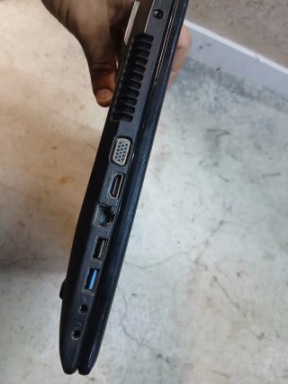 ASUS X55A Intel Pentium 2020M 15.6 4GB 500GB HDD