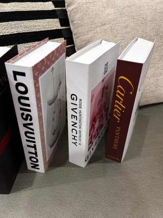 Conjunto 4 Livros Decorativos Luxo Novos