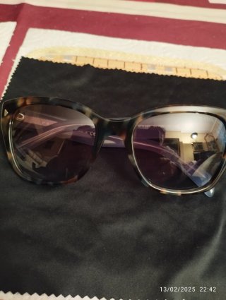 Gafas de sol Prada marrones y multicolor