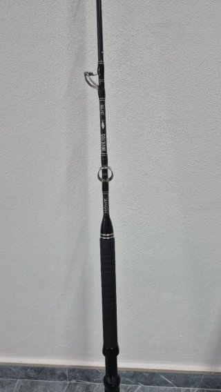 Caña de pesca Invictus Howk 50/130 lb