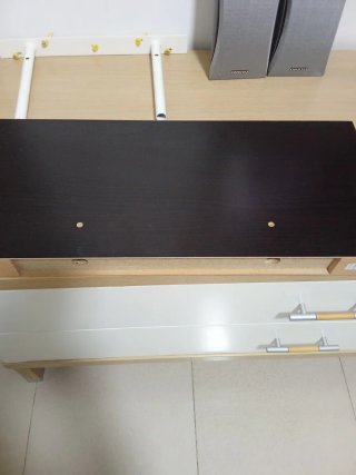 Balda Ikea 60cm Negra/Marrón Madera