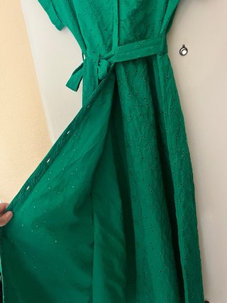 Vestido midi Springfield verde bordado Talla M
