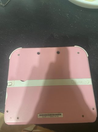 Nintendo 2DS Rosa + Cargador