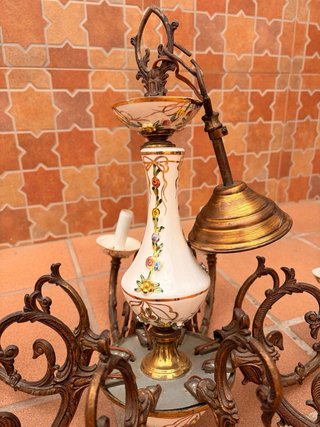 Lámpara de techo antigua de metal y porcelana