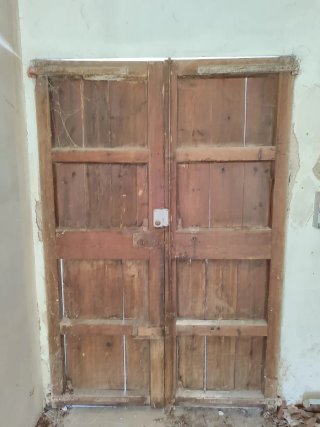 Puerta Mallorquina Antigua para Restaurar