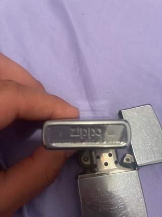 2 Accendini Zippo Incisioni