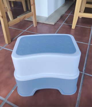 Escalera apilable infantil con letras y números