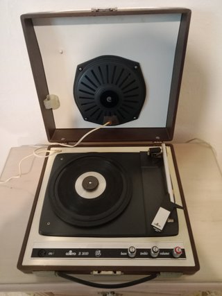 Tocadiscos Cosmo B 310