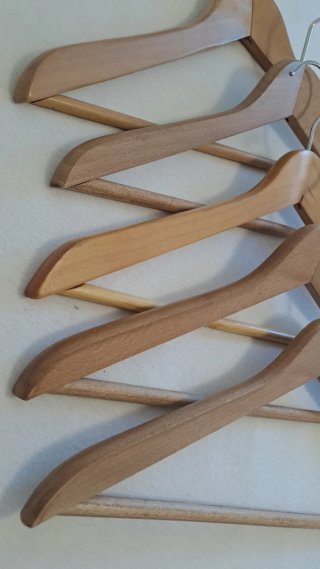 Lote 5 Perchas Madera Natural
