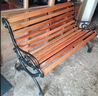 SOLDADURA DE SILLAS DE HIERRO – TORTOSA Y ALREDED
