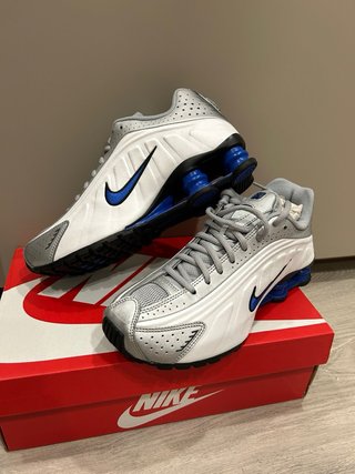 Nike Shox R4 Talla 38.5 Plata/Blanco