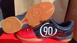 Nike Total 90 Rojo y Negro