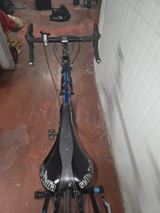 Bicicleta de carretera EVOKE