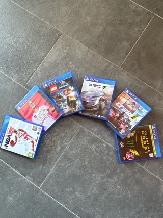 Giochi PS4: NBA 2K21, WRC 7, Valentino Rossi ecc..
