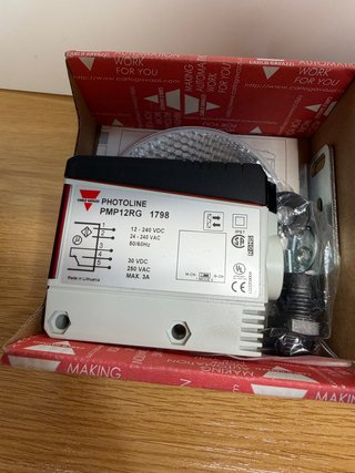Fotocélula 220V Relé Espejo PMP12RG1798