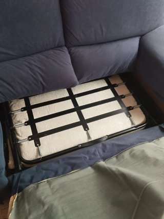 Sofá cama 2 plazas azul( fácil de abrir y llegar