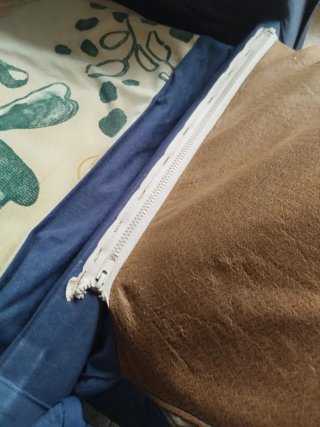 Sofá cama 2 plazas azul( fácil de abrir y llegar