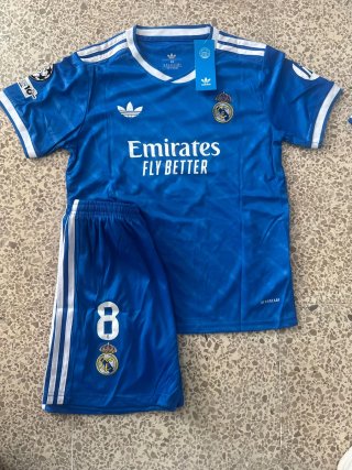 Conjunto Adidas Real Madrid Infantil