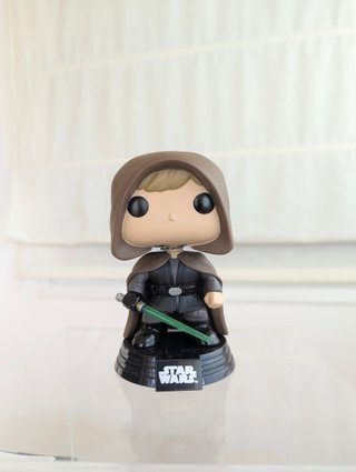 Funko Pop! Luke Skywalker Jedi con sable