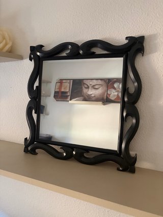 Espejo negro decorativo