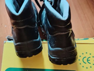 Botas de seguridad negras