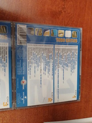 Todo Éxitos del Año 2000 - CD Compilatorio