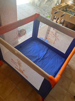 Parque infantil con dibujos