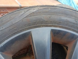 Llantas 185/60 R15 ROADSTONE