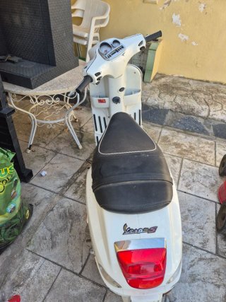 Vespa S50 Blanca Automática