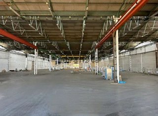 Nave industrial en alquiler en Reyes Católicos en Alcalá de Henares