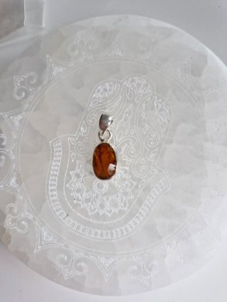 Colgante de ámbar báltico