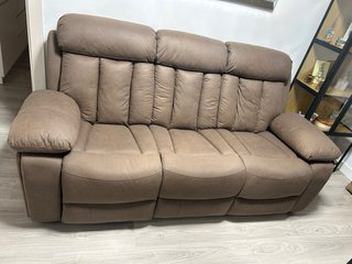 Sofá reclinable 3 plazas marrón