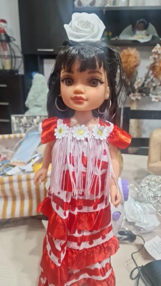 Muñeca gitana flamenca vestido rojo