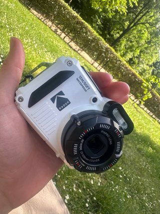 Cámara Kodak Pixpro WPZ2 Blanca