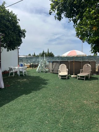 Alquiler de parcela con piscina en Dos Hermanas
