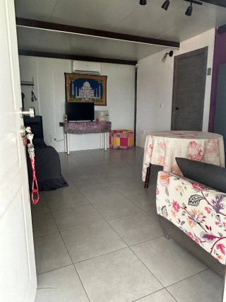 Alquiler de parcela con piscina en Dos Hermanas