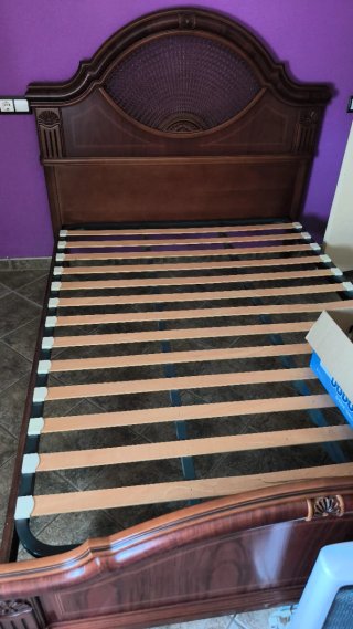 Cabecero de cama de madera
