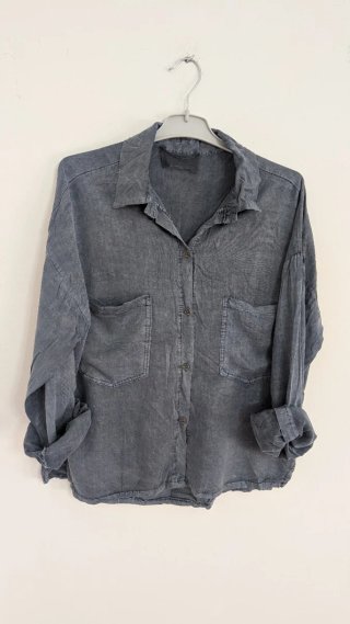 Camisa azul grisácea de mujer