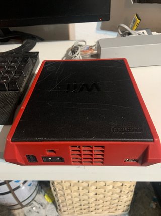 Nintendo Wii Mini Rossa + Gioco Mario Wii