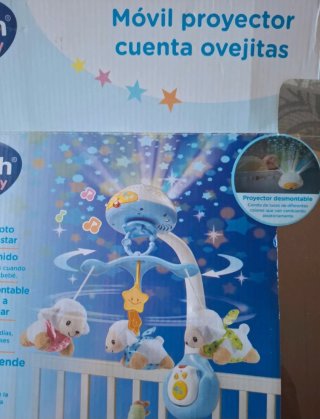 Móvil proyector cuna bebé ovejas