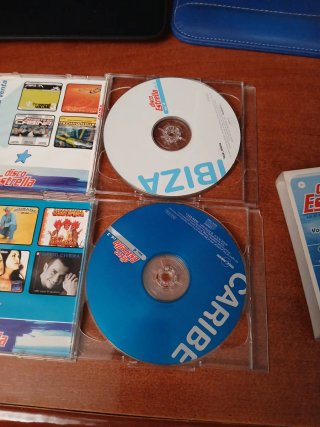 Disco Estrella Vol. 4 - Éxitos Verano 2001