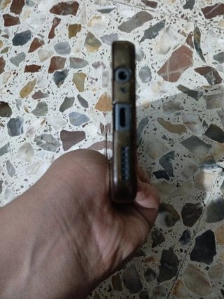Móvil ZTE Negro (Pantalla Rota)