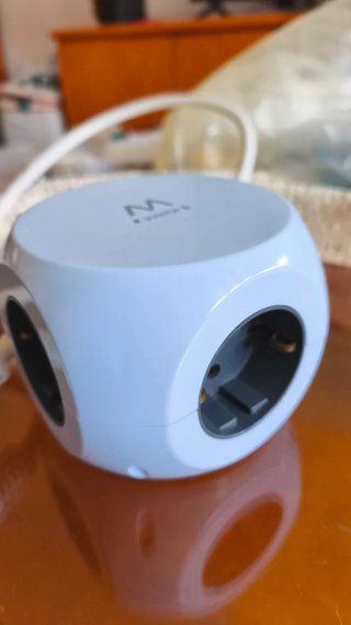 Regleta Cubo Ewent EW3939 3 Tomas + 3 USB
