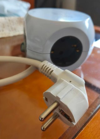 Regleta Cubo Ewent EW3939 3 Tomas + 3 USB