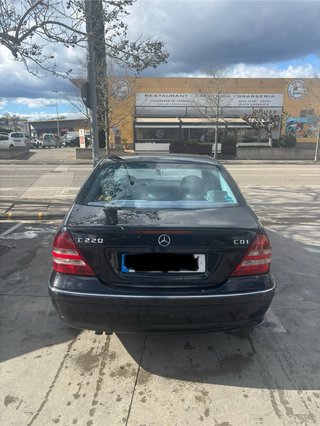 Mercedes-Benz Clase C 2005