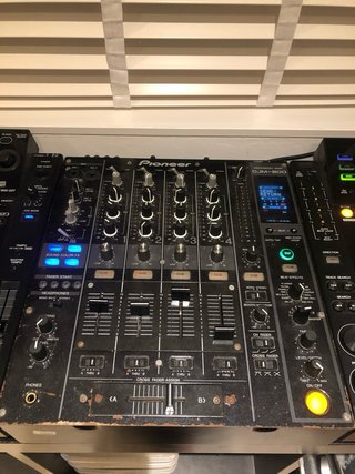 2 x CDJ 900 y DJM 800 Pioneer