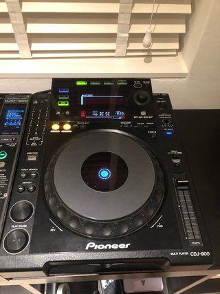 2 x CDJ 900 y DJM 800 Pioneer